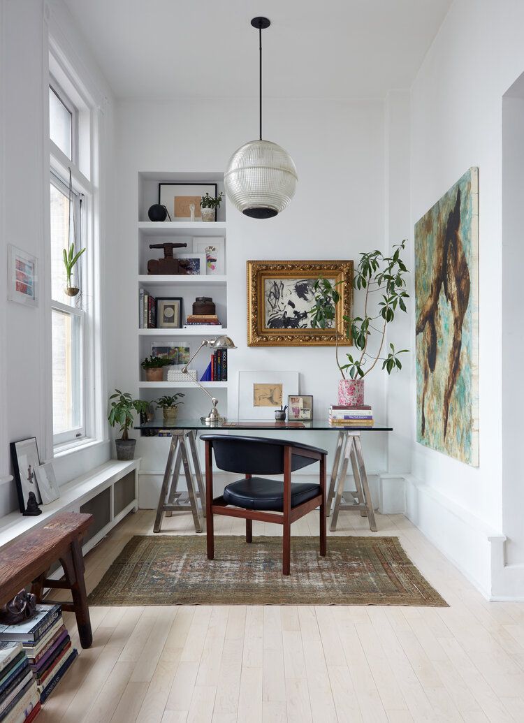 How to Decorate a Home Office: Stylish & Productive Tips
  